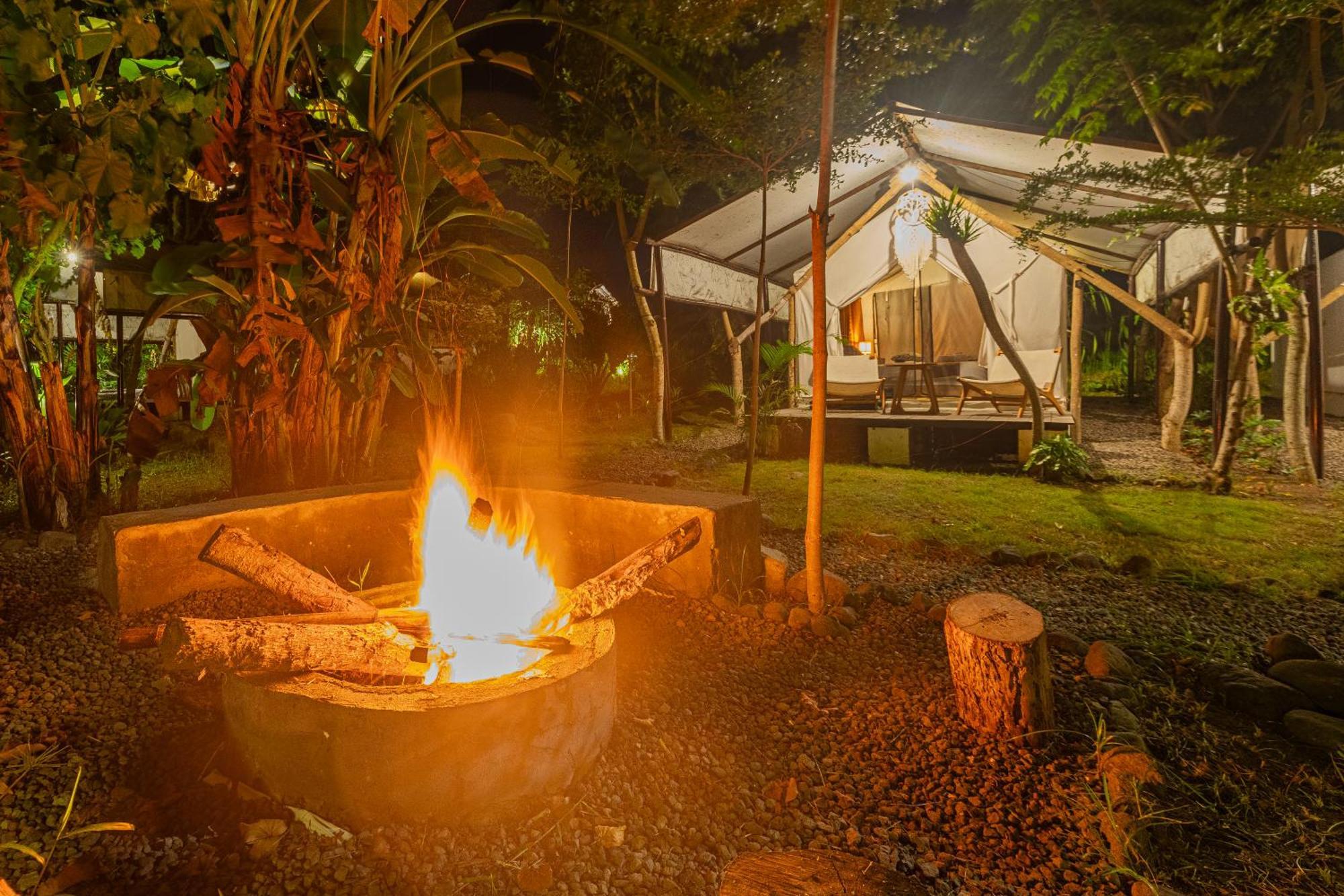 Hotel Camani Glamping Karangasem Exteriér fotografie